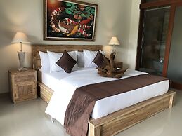 Ubud Paras Villa