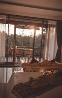 Ubud Paras Villa