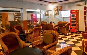 Zakinn Eland Hotel