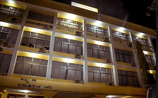 Zakinn Eland Hotel