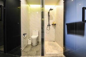 MIJU HOUSE Gubei-a small white building beside Shanghai oil painting s