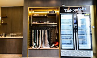 MIJU HOUSE Gubei-a small white building beside Shanghai oil painting s