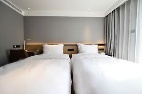 MIJU HOUSE Gubei-a small white building beside Shanghai oil painting s