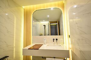 MIJU HOUSE Gubei-a small white building beside Shanghai oil painting s