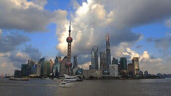 MIJU HOUSE Gubei-a small white building beside Shanghai oil painting s