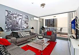 Sydney CBD 2 Bedroom Apartment with Balcony
