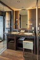 The Lake Suite Ko No Sumika