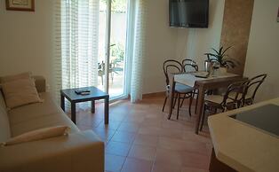 Luxury Three-bedroom Apartment With Amazing Overlook at the sea