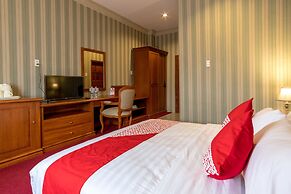 Super OYO Capital O 293 Mutiara Hijau Suites Syariah