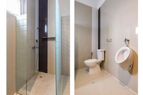 Super OYO Capital O 293 Mutiara Hijau Suites Syariah