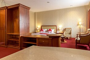 Super OYO Capital O 293 Mutiara Hijau Suites Syariah