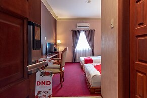 Super OYO Capital O 293 Mutiara Hijau Suites Syariah