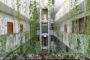 Super OYO Capital O 293 Mutiara Hijau Suites Syariah