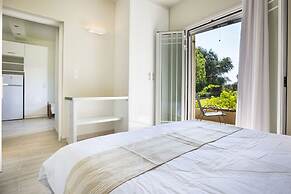 Olive Grove Studios & Apartments