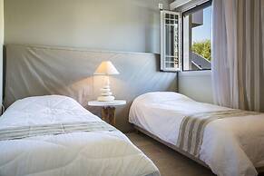 Olive Grove Studios & Apartments