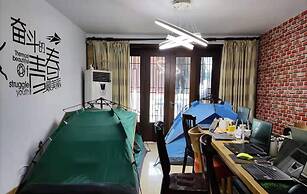 Pinkhostelling laternational