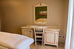 Residence Santa Costanza