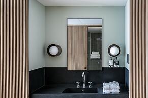 Mollie's Motel and Diner