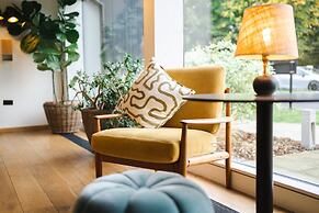 Mollie's Motel and Diner