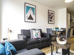 Tudors eSuites Birmingham Canalside Apartments