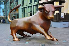 Tudors eSuites Birmingham Canalside Apartments