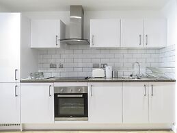 Tudors eSuites Birmingham Canalside Apartments