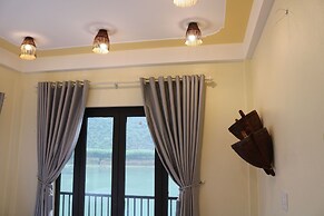Phong Nha Coco Riverside Homestay