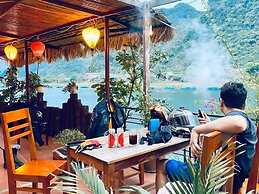 Phong Nha Coco Riverside Homestay