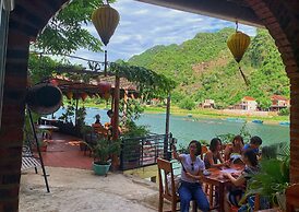 Phong Nha Coco Riverside Homestay