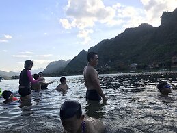 Phong Nha Coco Riverside Homestay