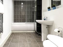 Tudors eSuites Birmingham Apartments with Parking