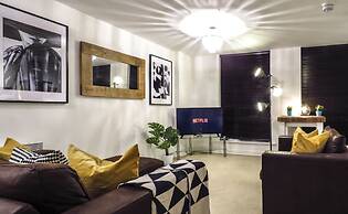 Tudors eSuites Birmingham Apartments with Parking