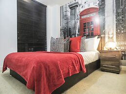 Tudors eSuites Birmingham Apartments with Parking