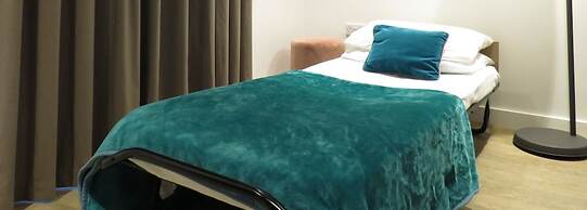 Tudors eSuites Birmingham Apartments with Parking