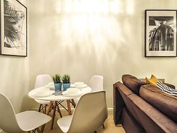 Tudors eSuites Birmingham Apartments with Parking