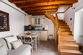 Traditional Rustic Maisonette By Konnect