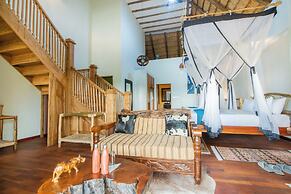 Buffalo Safari Lodge