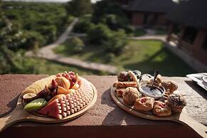 Buffalo Safari Lodge