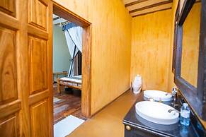 Buffalo Safari Lodge