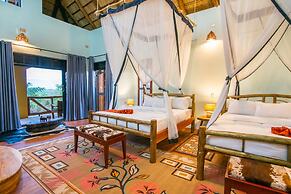 Buffalo Safari Lodge