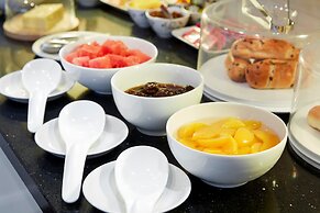 Conifers Guest House