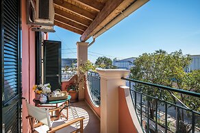 Seaside Ipsos Apartment By Konnect