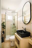 Seaside Ipsos Apartment By Konnect