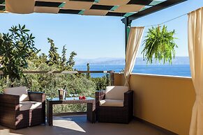 Villas Muscallas by Konnect, 200m from the Beach.