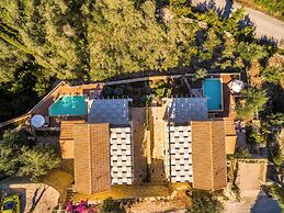 Villas Muscallas by Konnect, 200m from the Beach.