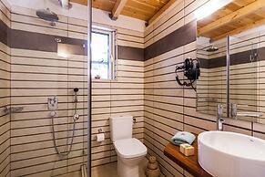 Villas Muscallas by Konnect, 200m from the Beach.