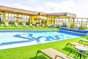 Verona Hotel & Conference Center