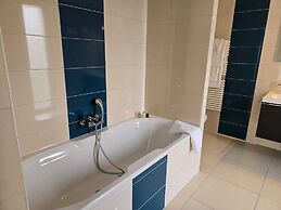 Montreux Lake View Apartments and Spa