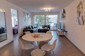 Montreux Lake View Apartments and Spa