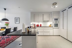 Montreux Lake View Apartments and Spa